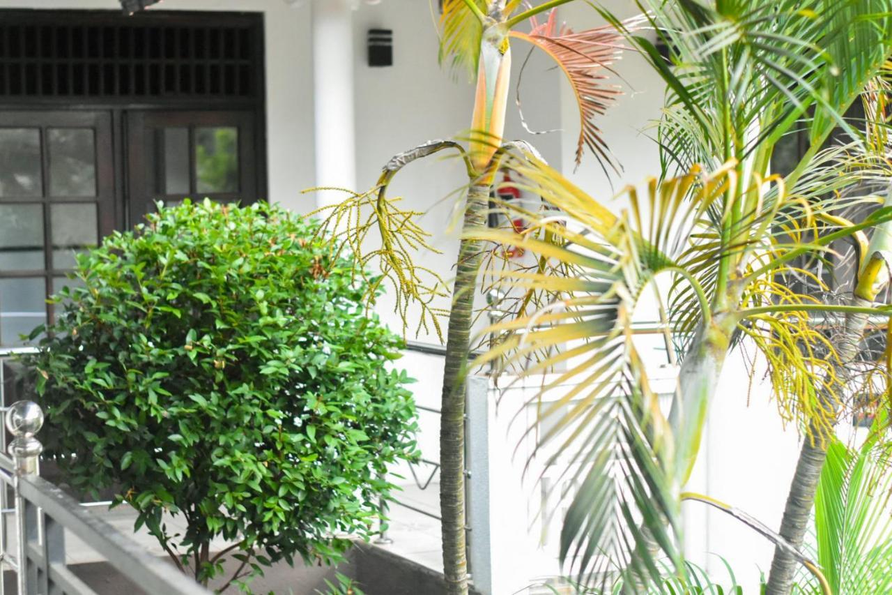 Myr-o Homestay Kombichankulama Exterior foto