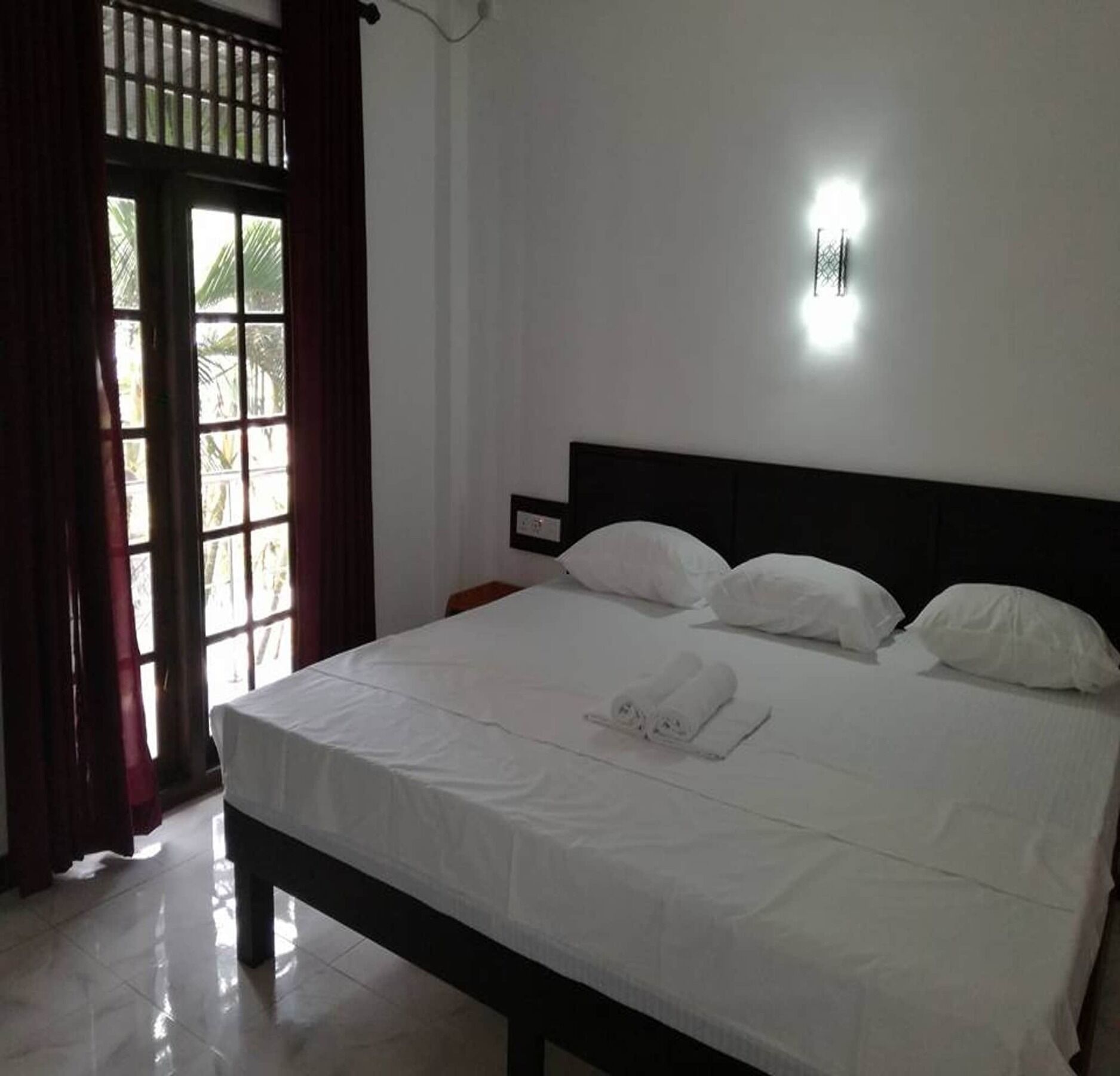 Myr-o Homestay Kombichankulama Exterior foto